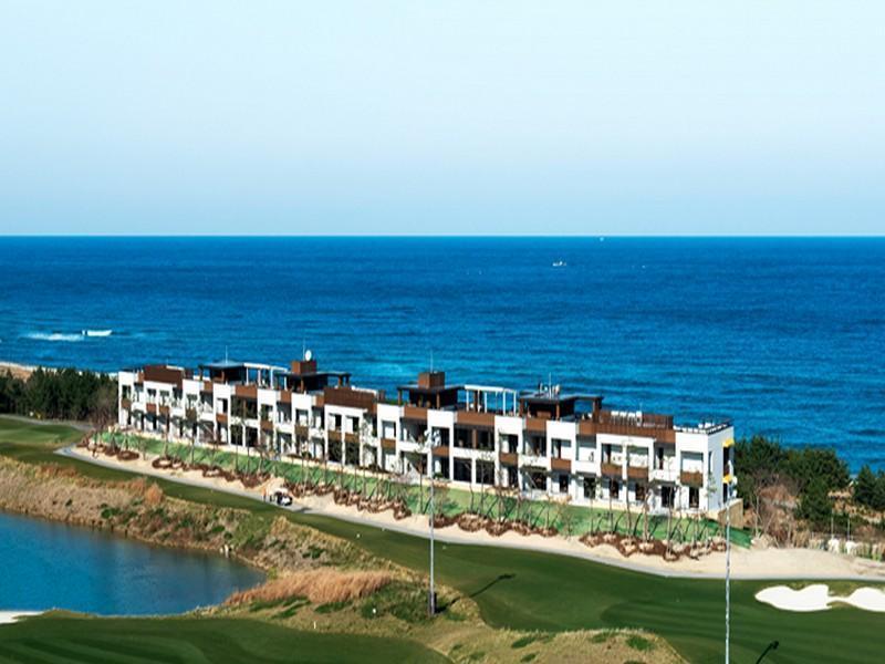 Hotel Maple Beach Gangneung Exterior photo